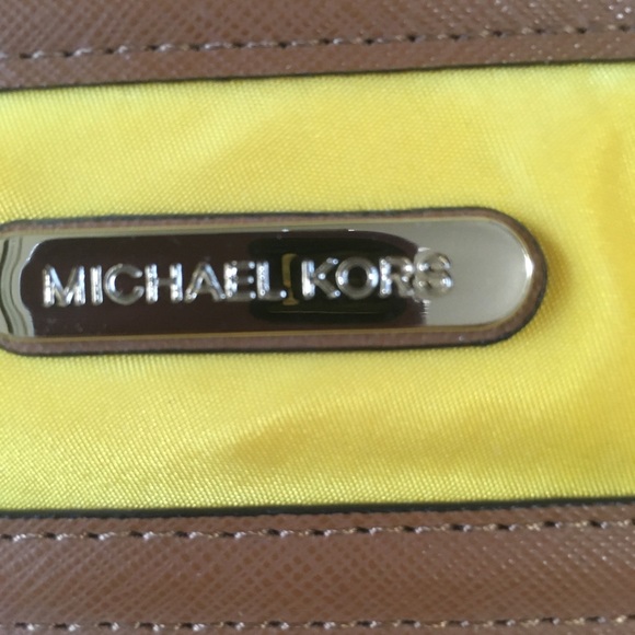 Michael Kors Yellow Crossbody Purse - Picture 8 of 13